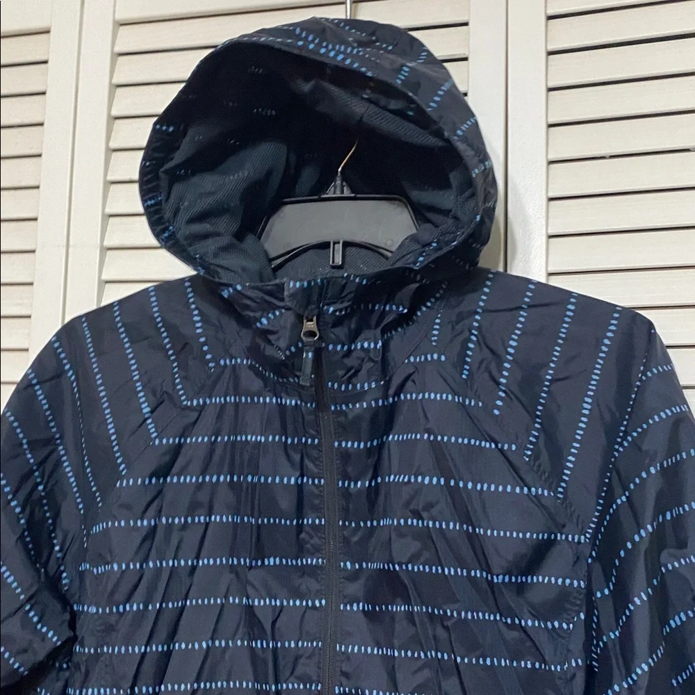 L.L. Bean Navy Blue - Baby Blue Stripe Windbreaker with Hood Size L - Picture 7 of 8